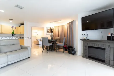 7907 N Silverado Circle Davie FL 33024