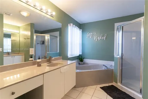 7907 N Silverado Circle Davie FL 33024