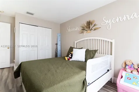7907 N Silverado Circle Davie FL 33024