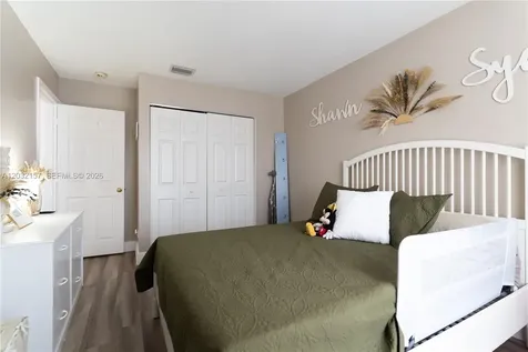7907 N Silverado Circle Davie FL 33024