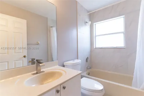 7907 N Silverado Circle Davie FL 33024