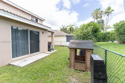 7907 N Silverado Circle Davie FL 33024