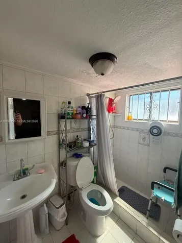 6081 W 24th Avenue Hialeah FL 33016