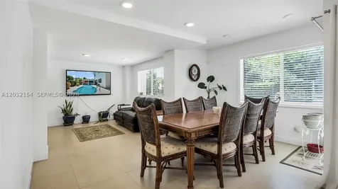 8532 SW 211th Terrace Cutler Bay FL 33189