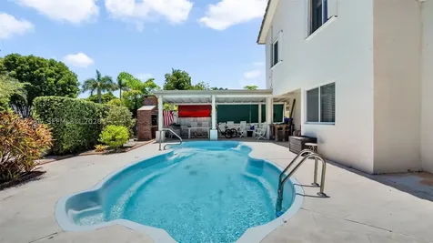 8532 SW 211th Terrace Cutler Bay FL 33189