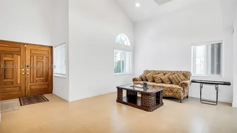 8532 SW 211th Terrace Cutler Bay FL 33189