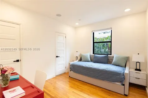 4230 Royal Palm Avenue Miami Beach FL 33140