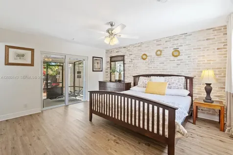 4276 SW 56th Avenue Davie FL 33314