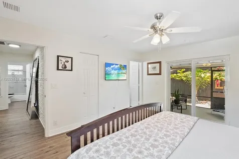 4276 SW 56th Avenue Davie FL 33314