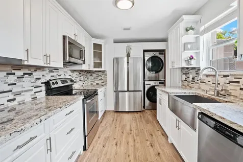 4276 SW 56th Avenue Davie FL 33314