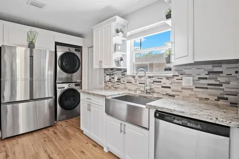 4276 SW 56th Avenue Davie FL 33314