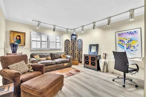 800 NE 195th Street Miami FL 33179