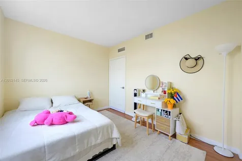 215 SW 42nd Avenue Miami FL 33134