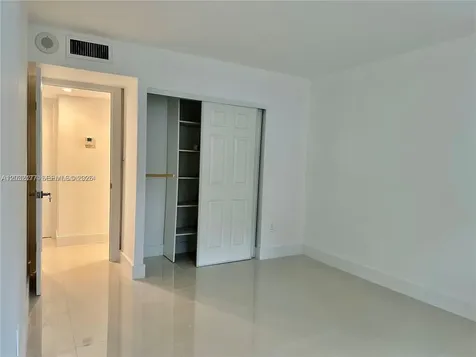 2851 NE 183rd Street Aventura FL 33160