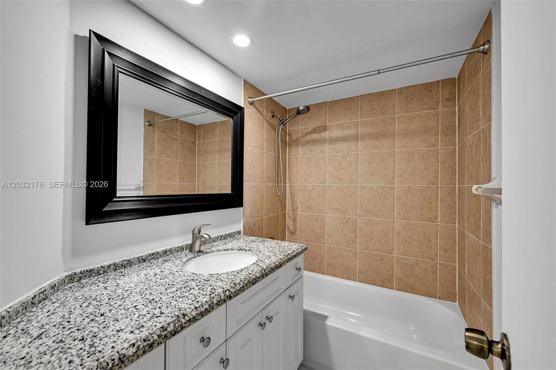 906 Twin Lakes Drive Coral Springs FL 33071