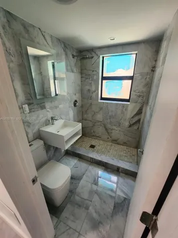 1560 Drexel Avenue Miami Beach FL 33139