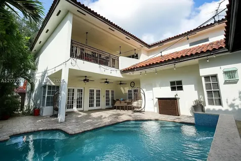 15106 NW 89th Court Miami Lakes FL 33018