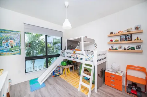 4640 NW 84th Avenue Doral FL 33166