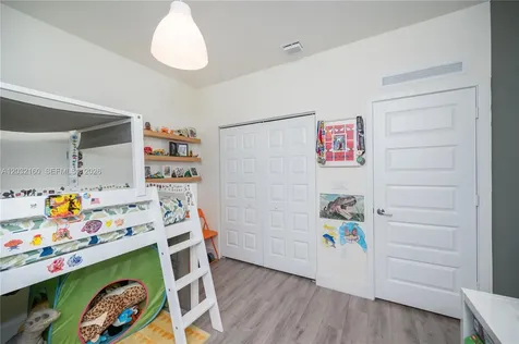 4640 NW 84th Avenue Doral FL 33166