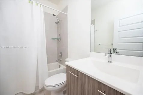 4640 NW 84th Avenue Doral FL 33166