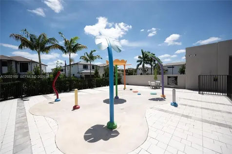 4640 NW 84th Avenue Doral FL 33166