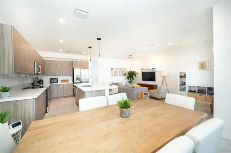 4640 NW 84th Avenue Doral FL 33166