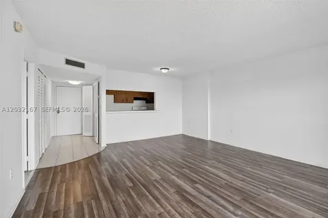 4174 Inverrary Drive Lauderhill FL 33319