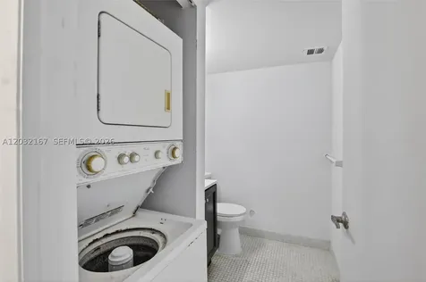 4174 Inverrary Drive Lauderhill FL 33319