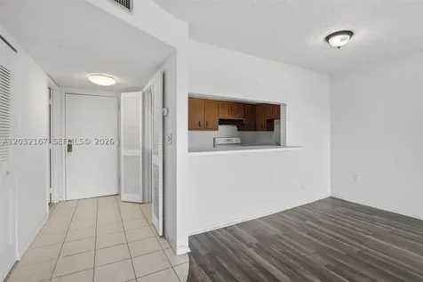 4174 Inverrary Drive Lauderhill FL 33319