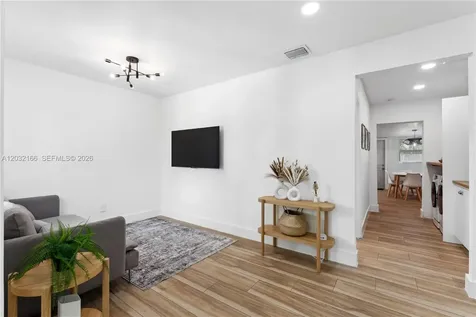 1480 NE 117th Street Miami FL 33161