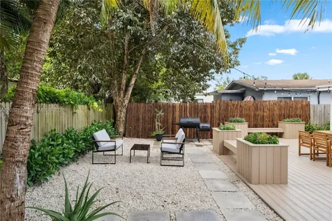 1480 NE 117th Street Miami FL 33161