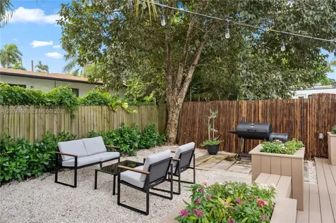 1480 NE 117th Street Miami FL 33161