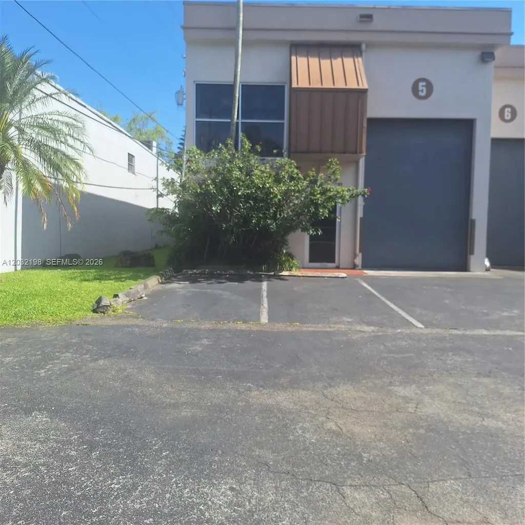 14250 SW 136th Street Miami FL 33186