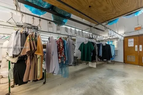 SW 107th Avenue Miami FL 33173