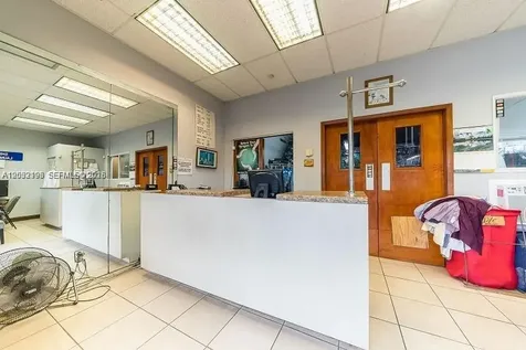 SW 107th Avenue Miami FL 33173