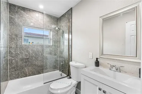 1521 NE 118th Terrace Miami FL 33161