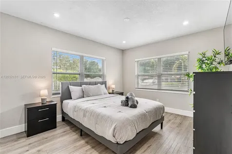 1521 NE 118th Terrace Miami FL 33161