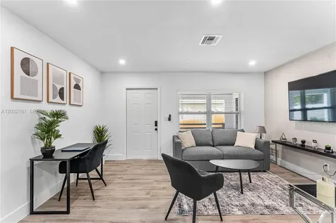 1521 NE 118th Terrace Miami FL 33161