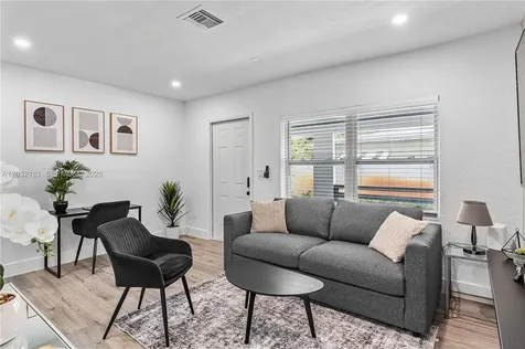 1521 NE 118th Terrace Miami FL 33161