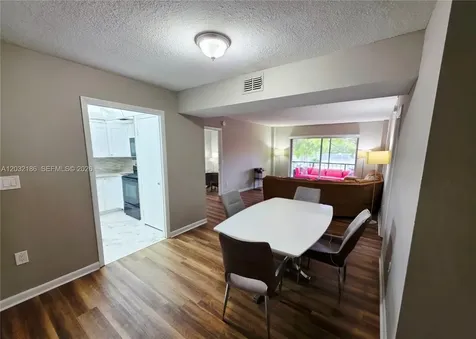 4164 Inverrary Drive Lauderhill FL 33319