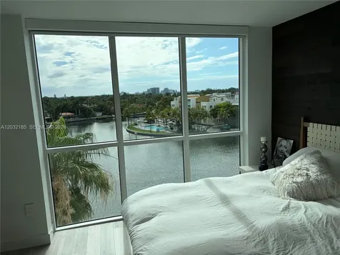5900 Collins Avenue Miami Beach FL 33140