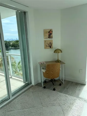5900 Collins Avenue Miami Beach FL 33140