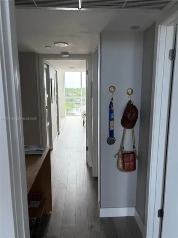 5900 Collins Avenue Miami Beach FL 33140