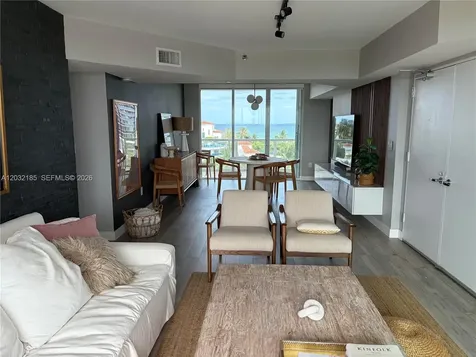 5900 Collins Avenue Miami Beach FL 33140