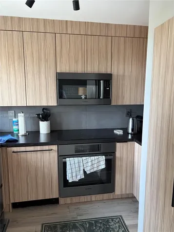 5900 Collins Avenue Miami Beach FL 33140