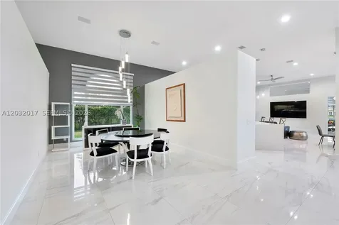 2235 SW 105th Terrace Davie FL 33324