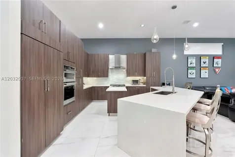 2235 SW 105th Terrace Davie FL 33324