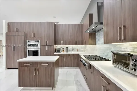 2235 SW 105th Terrace Davie FL 33324