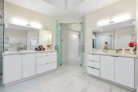 2235 SW 105th Terrace Davie FL 33324