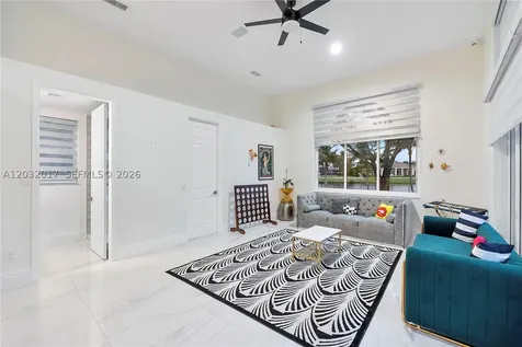 2235 SW 105th Terrace Davie FL 33324